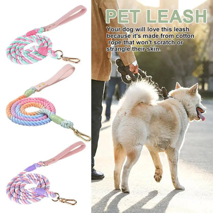 Strong and durable dog leash with comfortable handle