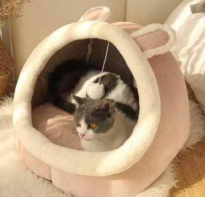 Cozy nest for cats and small dogs