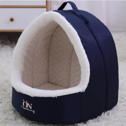 Cozy nest for cats and small dogs